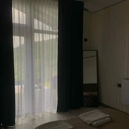Trostjn House Διαμέρισμα *