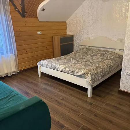 Trostjn House Διαμέρισμα *