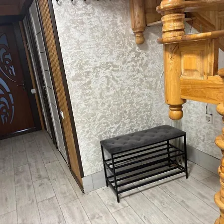 Trostjn House Διαμέρισμα *
