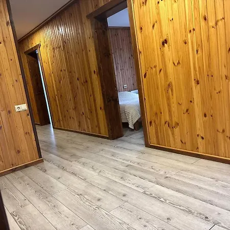 Trostjn House * Slavske
